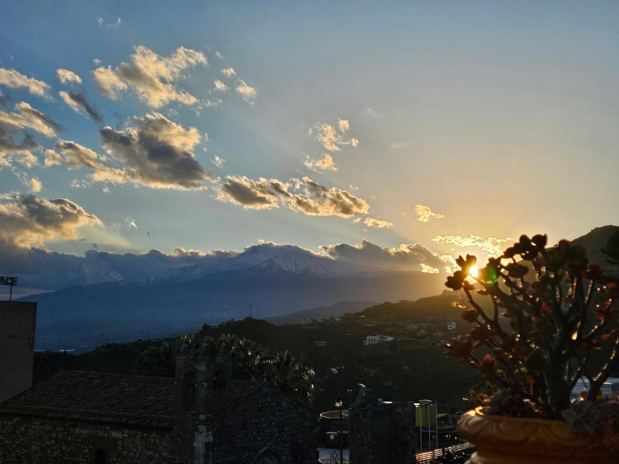 Casa Rando Mary'S House Apartment Taormina Exterior foto